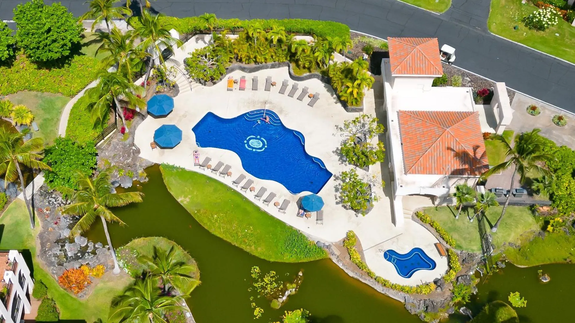 Luxurious Penthouse Oasis ~ Golf & Ocean Views Apartment Waikoloa