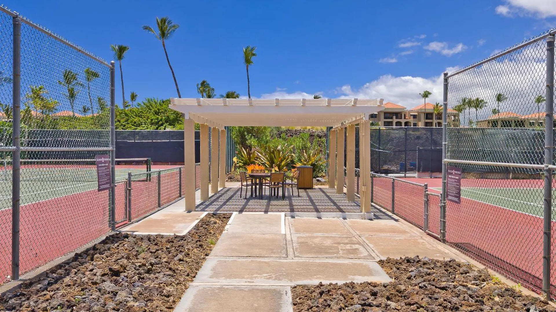 Luxurious Penthouse Oasis ~ Golf & Ocean Views Apartment Waikoloa