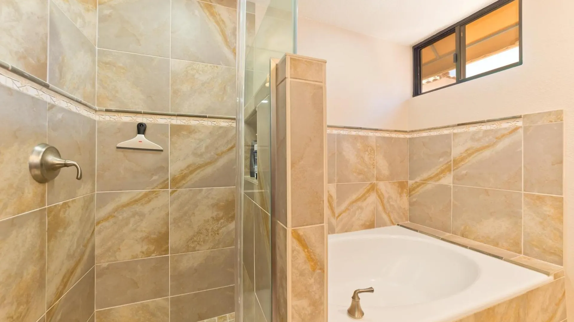 Luxurious Penthouse Oasis ~ Golf & Ocean Views Apartment Waikoloa