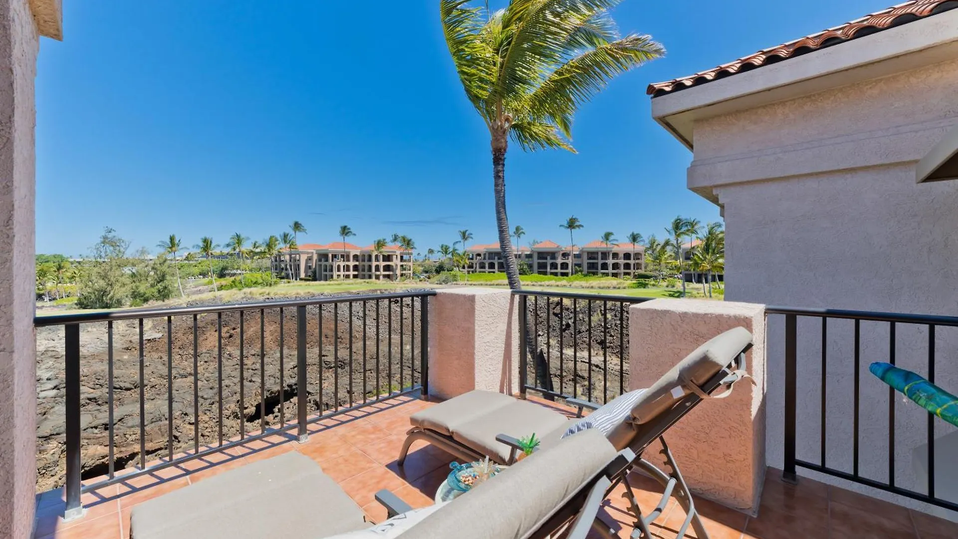 Luxurious Penthouse Oasis ~ Golf & Ocean Views Apartment Waikoloa